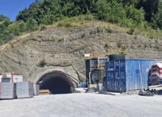UGT insta a investigar las causas del accidente laboral mortal ocurrido en las obras de la pasante del Topo en Donostia